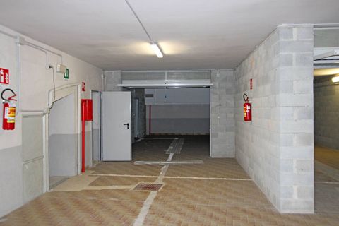 Parkeringsplads i Chivasso, Turin, Chivasso - € 99.000 | Ref: 13962 - foto 11