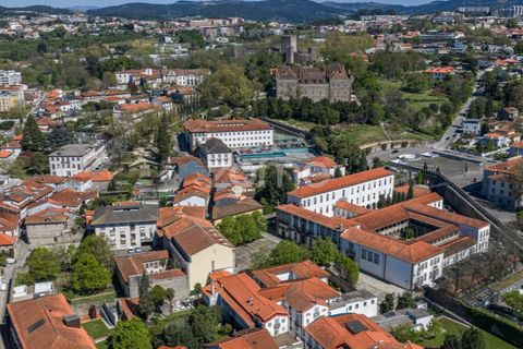 Villa i Guimaraes, Braga, Guimaraes - € 1.250.000 | Ref: ZMPT587204 - foto 4