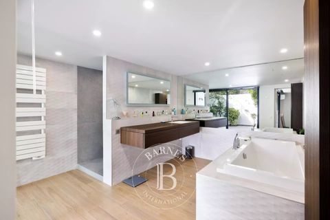 Villa a Anglet, Pyrenees-Atlantiques, Anglet - € 3.450.000 | Ref: M1826 - foto 14