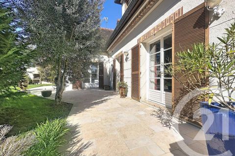 Villa a Thiais, Val-de-Marne, Thiais - € 949.000 | Ref: 27250 - foto 2