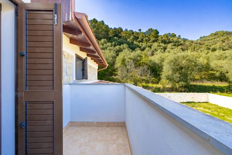 Villa a Dolceacqua, Imperia, Dolceacqua - € 430.000 | Ref: F159-1470 - foto 35