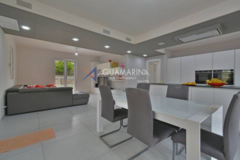 Villa a Vallecrosia, Imperia, Vallecrosia - € 790.000 | Ref: 14181 - foto 16