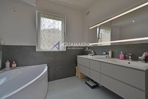Villa a Vallecrosia, Imperia, Vallecrosia - € 790.000 | Ref: 14181 - foto 24