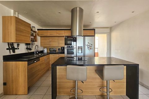 Lejlighed i Saint-Raphaël, Var, Saint-Raphaël - € 439.000 | Ref: 86884179 - foto 11