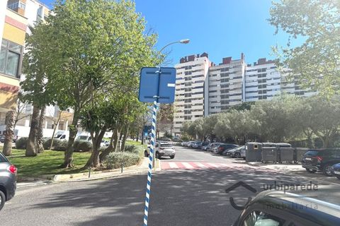 Lejlighed i Carnaxide, Lisbon, Carnaxide - € 469.000 | Ref: A/4751-MG - foto 2