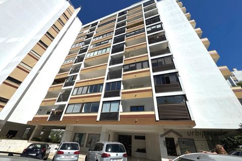 Lejlighed i Carnaxide, Lisbon, Carnaxide - € 469.000 | Ref: A/4751-MG - foto 3