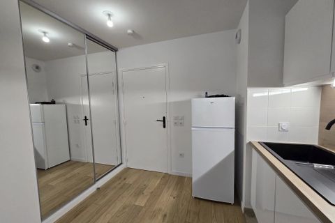 Apartament a Rueil-Malmaison, Hauts-de-Seine, Rueil-Malmaison - € 1.600/mes | Ref: 86893130 - foto 8