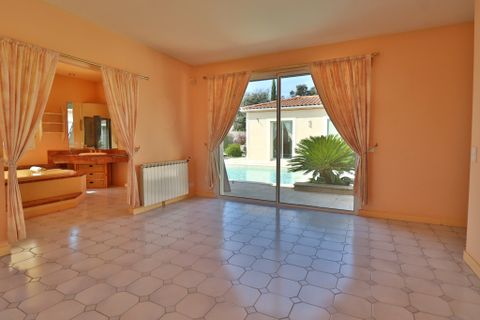 Villa en Nimes, Gard, Nimes - € 850.000 | Ref: HH-15935846 - photo 13