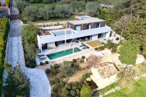 Villa i Valbonne, Alpes-Maritimes, Valbonne - € 2.690.000 | Ref: 86744201 - foto 1
