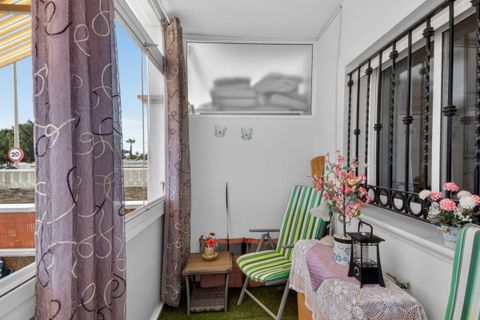 Casa de pueblo en Punta Prima, Alicante, Punta Prima - € 179.000 | Ref: 200-4709 - photo 24