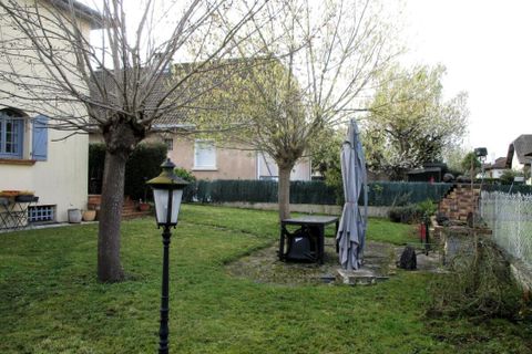 Villa a Tarbes, Hautes-Pyrenees, Tarbes - € 231.500 | Ref: 85033 - foto 5