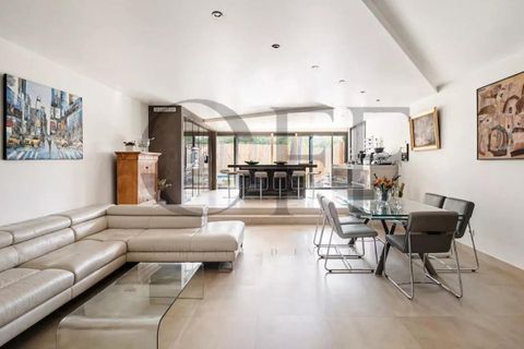 Lejlighed i Marseille, Bouches-du-Rhone, Marseille - € 840.000 | Ref: getkey_u_520451444 - foto 1