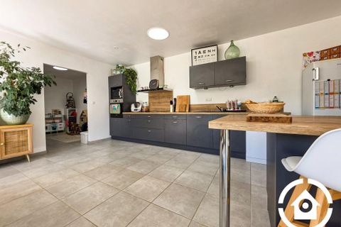 Villa a Cognac, Charente, Cognac - € 1.150/mes | Ref: getkey_u_521844866 - foto 5