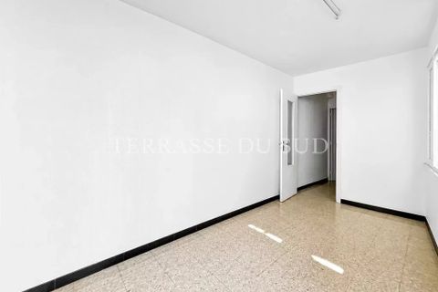 Villa i Marseille, Bouches-du-Rhone, Marseille - € 769.000 | Ref: getkey_u_521344862 - foto 28