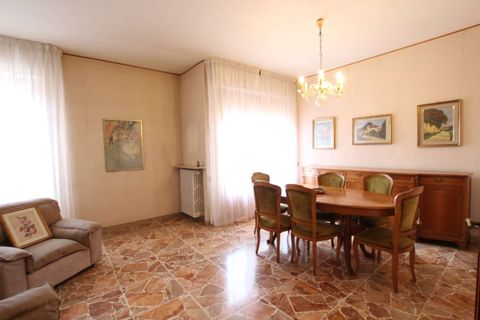 Villa a Volterra, Pisa, Volterra - € 170.000 | Ref: A-323-988910 - foto 12