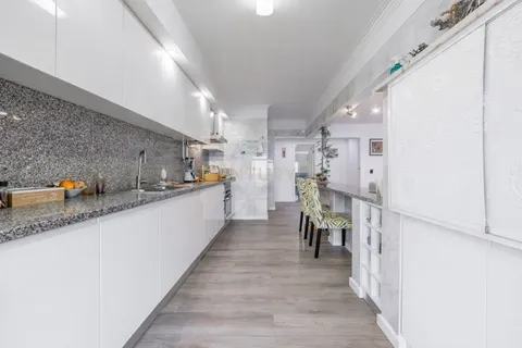 Lejlighed i Amadora, Lisbon, Amadora - € 380.000 | Ref: C0364-05748 - foto 4