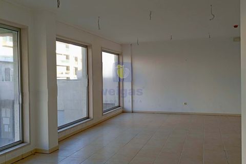 Erhvervsejendom i Camarate, Lisbon, Camarate - € 191.000 | Ref: ALVER-216722 - foto 6
