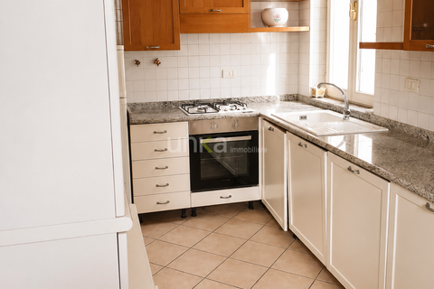 Villa i Jesi, Ancona, Jesi - € 220.000 | Ref: J3076 - foto 9