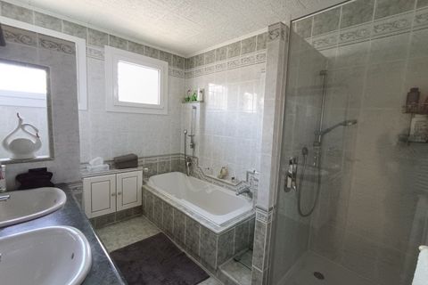 Villa a Beaucaire, Gard, Beaucaire - € 322.000 | Ref: 3011443647 - foto 9