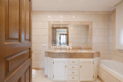Villa a Benahavis, Malaga, Benahavis - € 2.100.000 | Ref: 218225 - foto 12
