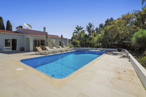 Villa i Carvoeiro, Faro, Carvoeiro - € 1.250.000 | Ref: FC1096VCZ - foto 32