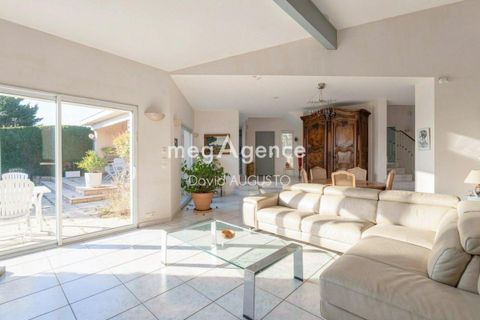Villa a Brignais, Rhone, Brignais - € 948.000 | Ref: 200873 - foto 4