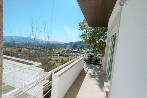 Byhus i Guimaraes, Braga, Guimaraes - € 562.800 | Ref: 036057 - foto 5