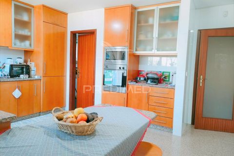 Byhus i Guimaraes, Braga, Guimaraes - € 562.800 | Ref: 036057 - foto 6