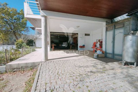 Byhus i Guimaraes, Braga, Guimaraes - € 562.800 | Ref: 036057 - foto 12