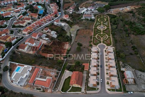 Helårsgrund i Alenquer, Lisbon, Alenquer - € 350.000 | Ref: 043804 - foto 2