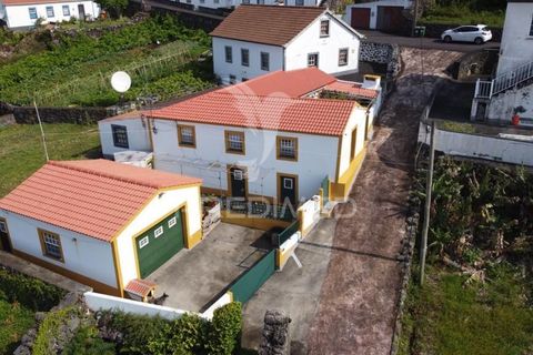 Byhus i Calheta, Sao Jorge, Calheta - € 330.000 | Ref: 054148 - foto 1