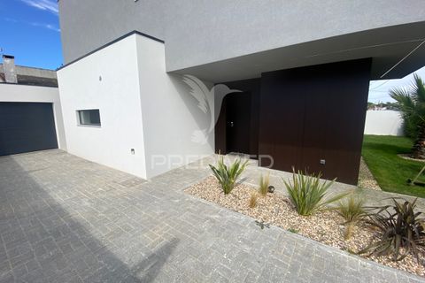 Byhus i Almada, Setubal, Almada - € 795.000 | Ref: 054945 - foto 13