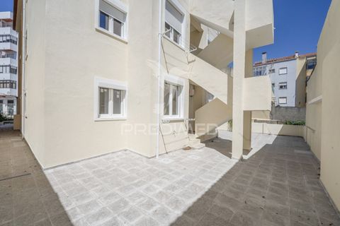 Lejlighed i Amadora, Lisbon, Amadora - € 350.000 | Ref: 056059 - foto 18