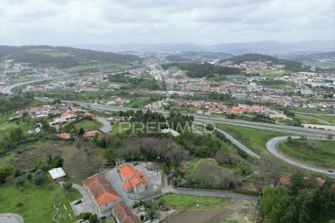 Helårsgrund i Guimaraes, Braga, Guimaraes - € 389.800 | Ref: 036379 - foto 1