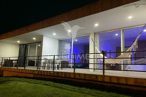 Byhus i Angra do Heroismo, Terceira, Angra do Heroismo - € 390.000 | Ref: 037971 - foto 1
