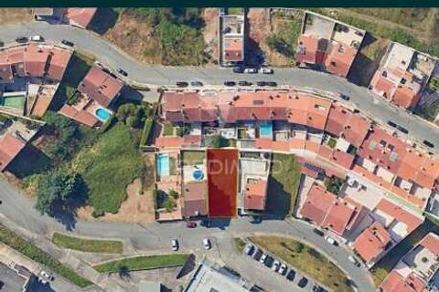 Helårsgrund i Gondomar, Porto, Gondomar - € 51.000 | Ref: 049151 - foto 1