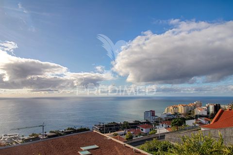 Byhus i Funchal, Madeira, Funchal - € 1.200.000 | Ref: 049702 - foto 1
