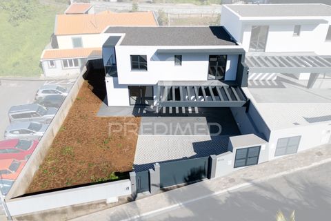 Byhus i Funchal, Madeira, Funchal - € 800.000 | Ref: 050209 - foto 1