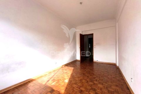Lejlighed i Amadora, Lisbon, Amadora - € 335.000 | Ref: 057583 - foto 9