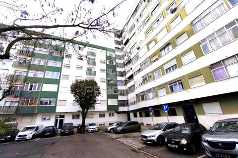 Lejlighed i Amadora, Lisbon, Amadora - € 335.000 | Ref: 057583 - foto 16