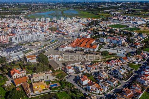 Helårsgrund i Lagoa, Faro, Lagoa - € 350.000 | Ref: 057830 - foto 11