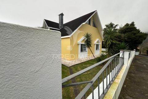 Byhus i Velas, Sao Jorge, Velas - € 750.000 | Ref: 043669 - foto 1