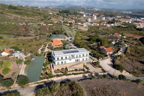 Helårsgrund i Alenquer, Lisbon, Alenquer - € 1.500.000 | Ref: 044561 - foto 2