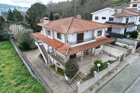 Byhus i Guimaraes, Braga, Guimaraes - € 528.500 | Ref: 051531 - foto 3