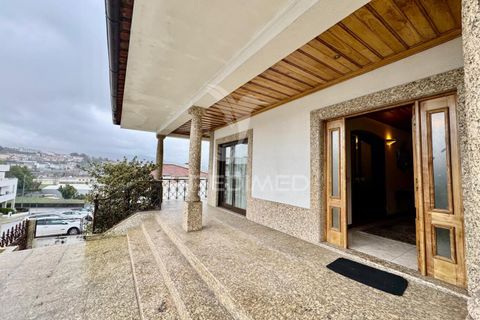 Byhus i Guimaraes, Braga, Guimaraes - € 528.500 | Ref: 051531 - foto 4