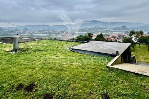 Byhus i Guimaraes, Braga, Guimaraes - € 279.600 | Ref: 057818 - foto 12