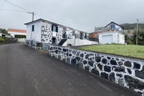 Byhus i Velas, Sao Jorge, Velas - € 150.000 | Ref: 058962 - foto 1