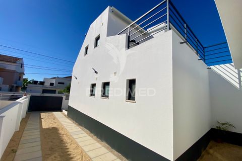 Byhus i Almada, Setubal, Almada - € 595.000 | Ref: 044669 - foto 4