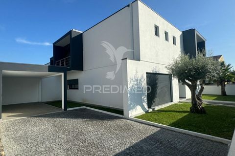 Byhus i Guimaraes, Braga, Guimaraes - € 395.000 | Ref: 047446 - foto 1