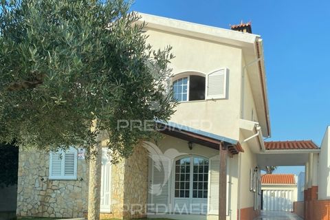 Byhus i Aveiro, Aveiro, Aveiro - € 570.000 | Ref: 048449 - foto 1